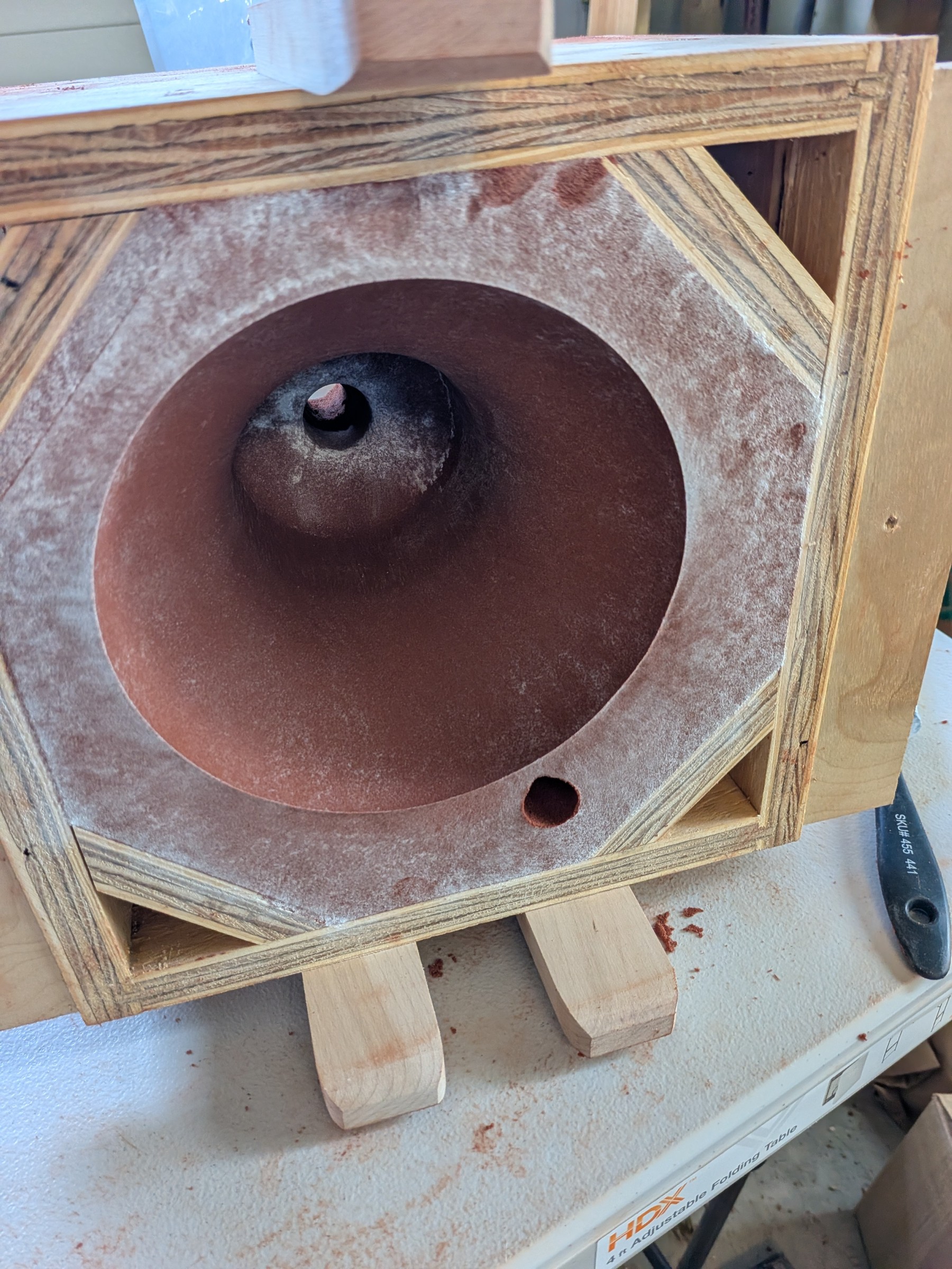The mold cavity